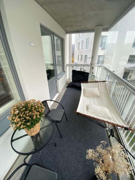 וואנטאה Modern Two Bedroom Apartment Near Helsinki Airport מראה חיצוני תמונה