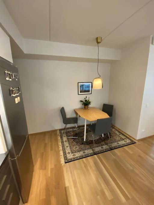 וואנטאה Modern Two Bedroom Apartment Near Helsinki Airport מראה חיצוני תמונה